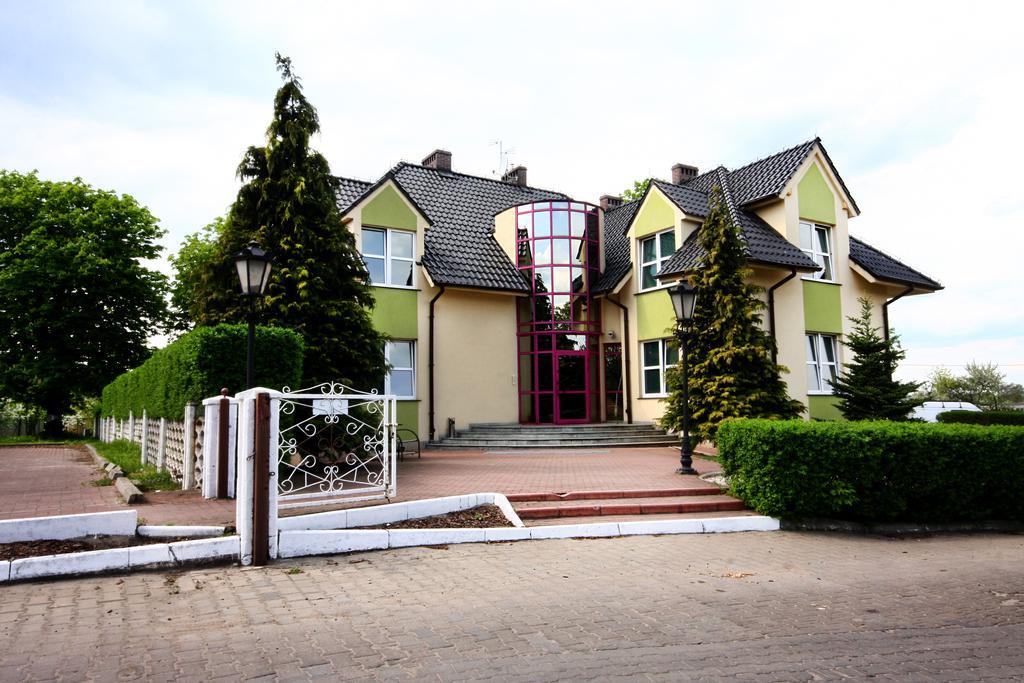 Pensjonat Pod Kasztanami Glogau Exterior foto