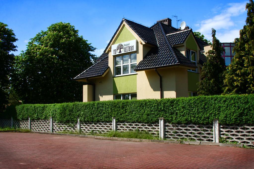 Pensjonat Pod Kasztanami Glogau Exterior foto